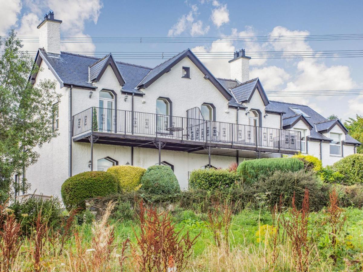Villa Menai View Llanfairpwllgwyngyll Esterno foto