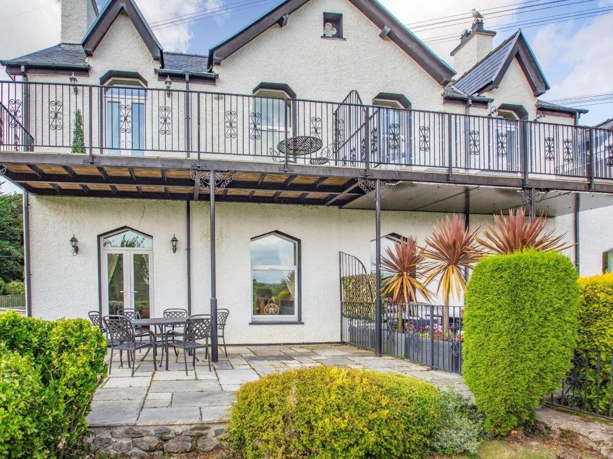 Villa Menai View Llanfairpwllgwyngyll Esterno foto