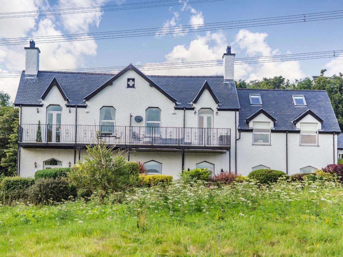 Villa Menai View Llanfairpwllgwyngyll Esterno foto